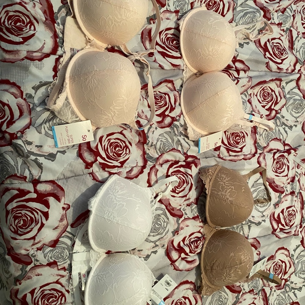 Super push up bras x4
